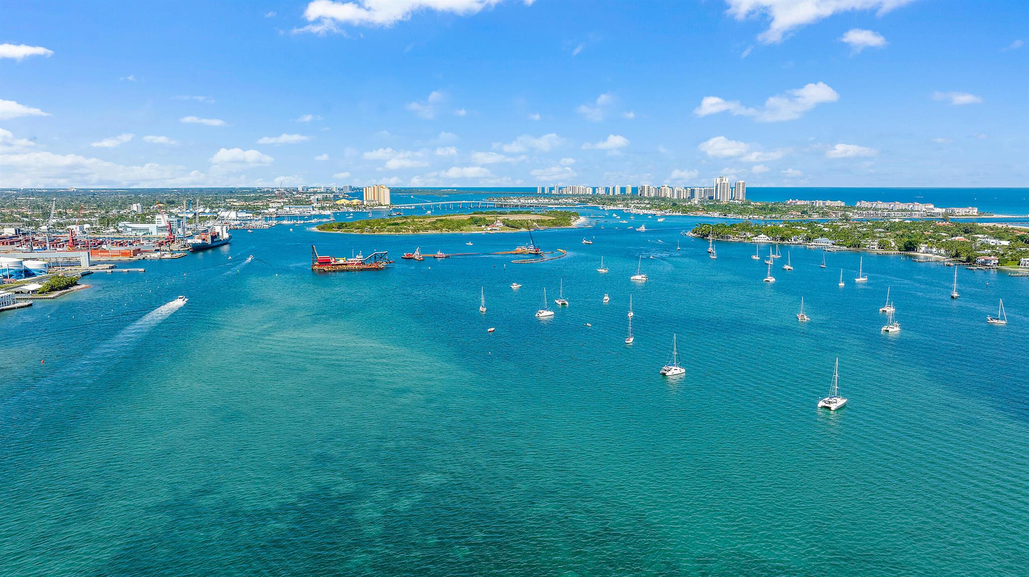 PALM BEACH HOUSE CONDO - Residential