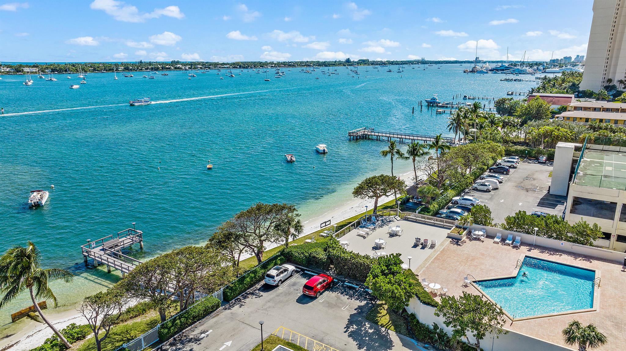 PALM BEACH HOUSE CONDO - Residential