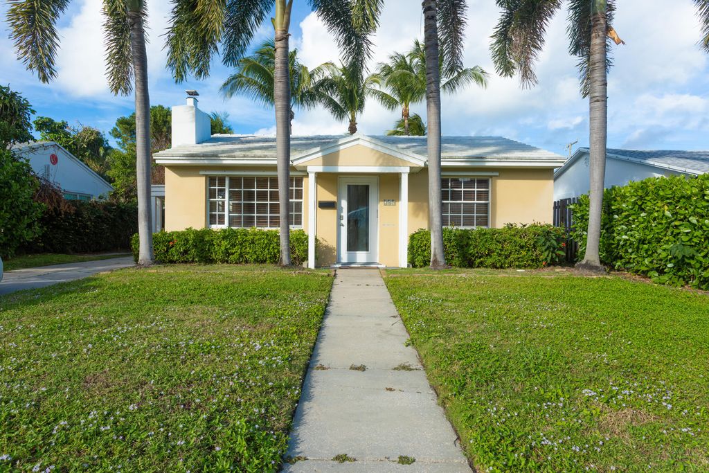 Photo of 245 Cortez Road, West Palm Beach, FL 33405 (MLS # B26017146)