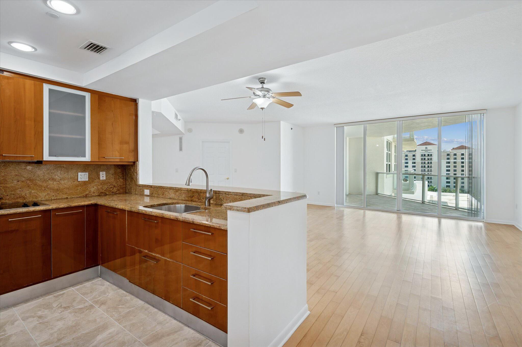 1819 SE 17th Street 901