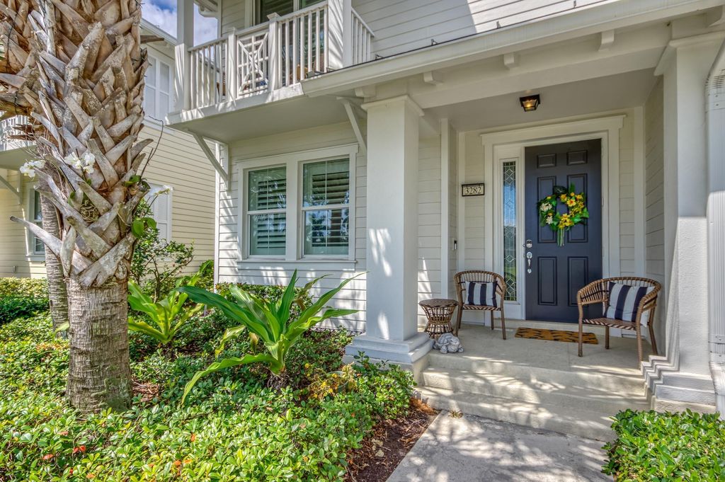 Photo of 3282 W Mallory Boulevard, Jupiter, FL 33458 (MLS # R11084866)