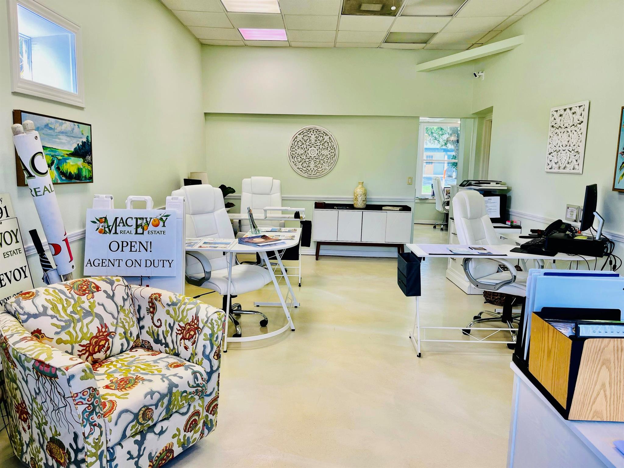 HARDEES SUBDIVISION NO. B - Commercial Lease