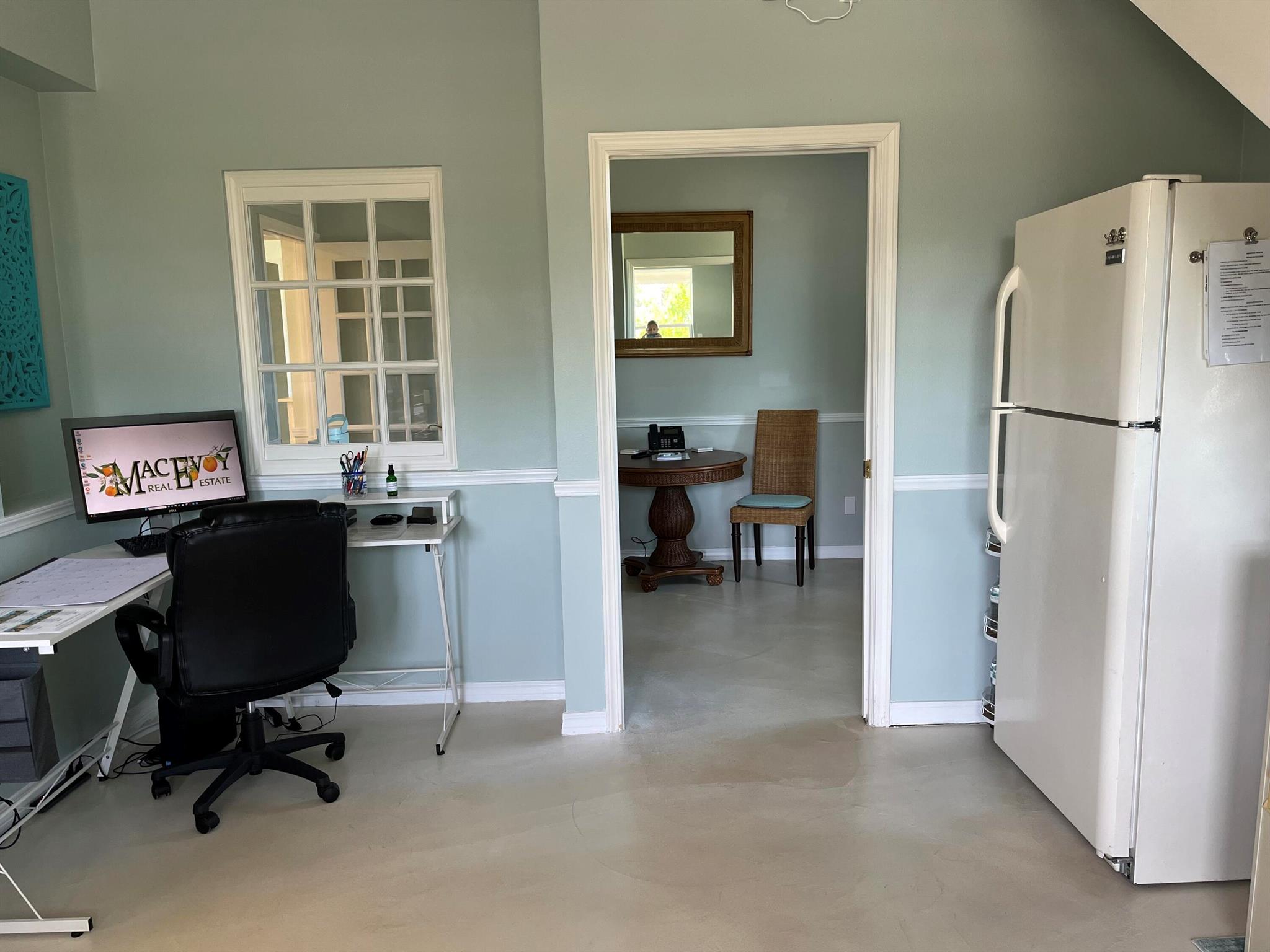 HARDEES SUBDIVISION NO. B - Commercial Lease