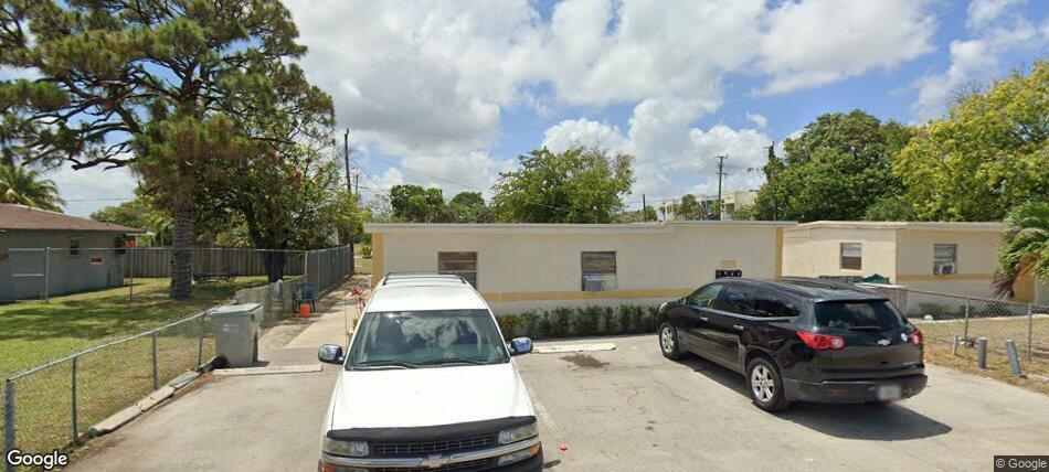 View photos, virtual tours, details... 831 NW 17th Terrace 1-4