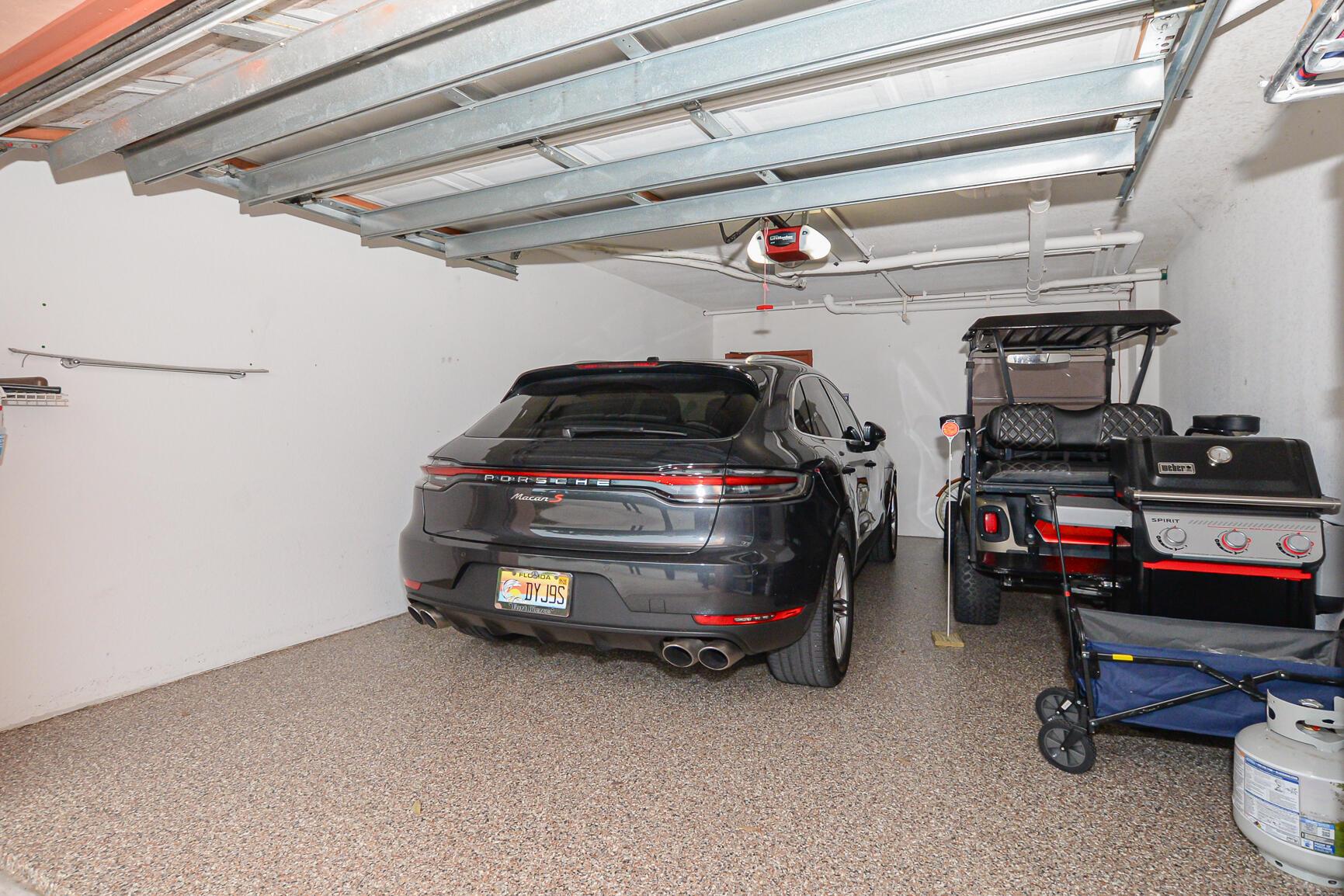 LINKSIDE AT GATOR TRACE B - Residential