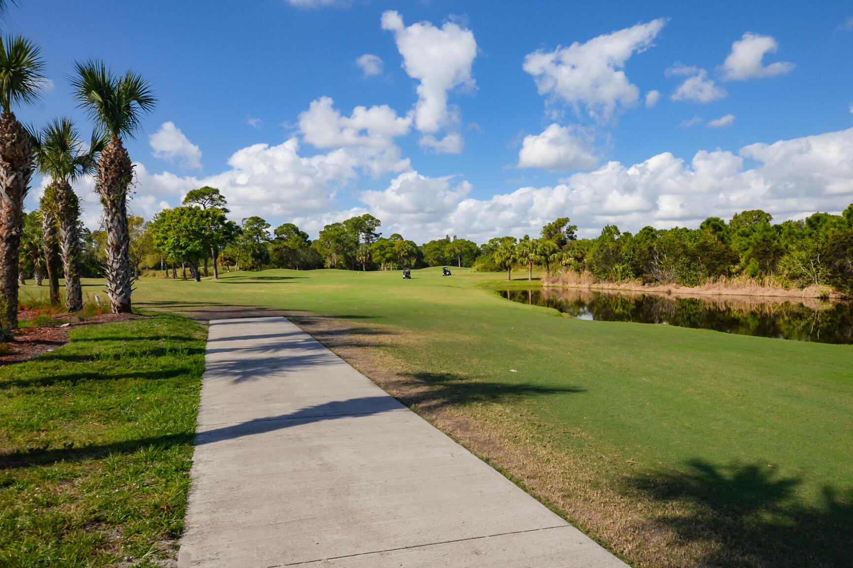 LINKSIDE AT GATOR TRACE B - Residential