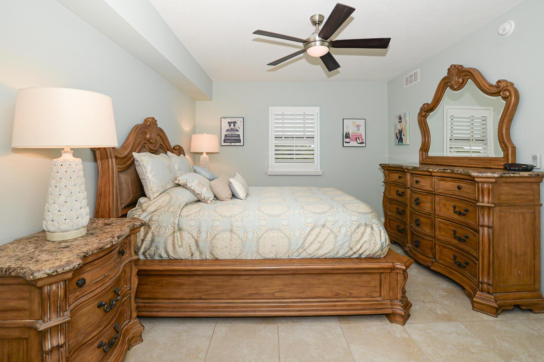 LINKSIDE AT GATOR TRACE B - Residential