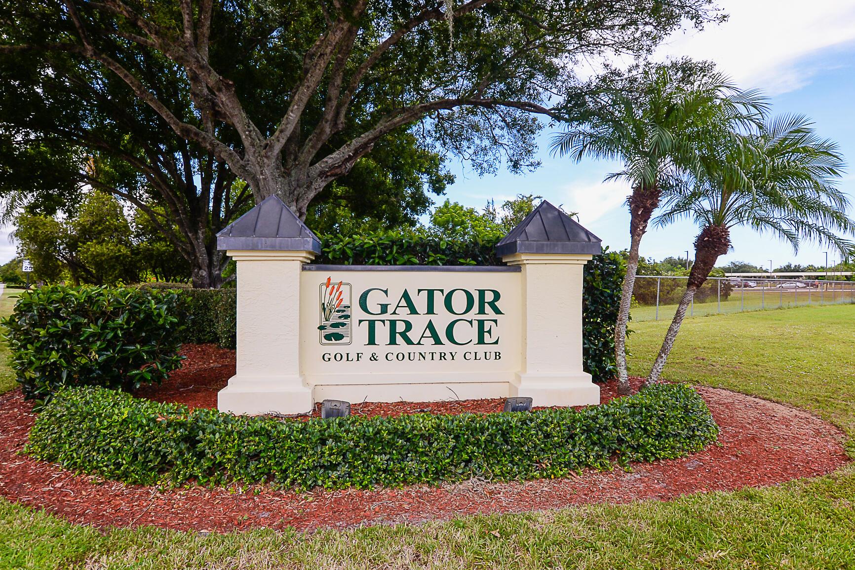 LINKSIDE AT GATOR TRACE B - Residential