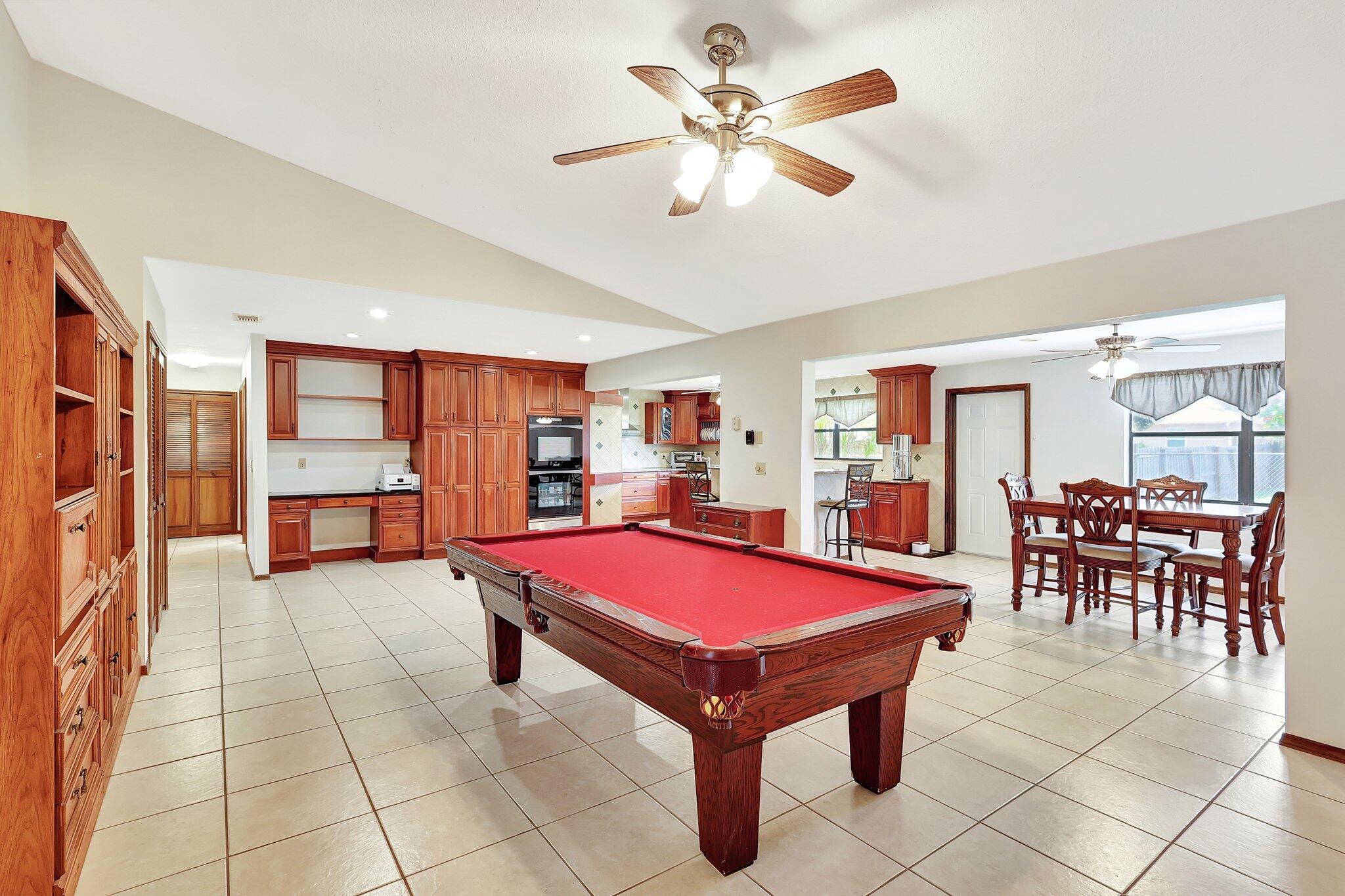 PORT ST LUCIE SECTION 24 - Residential Lease