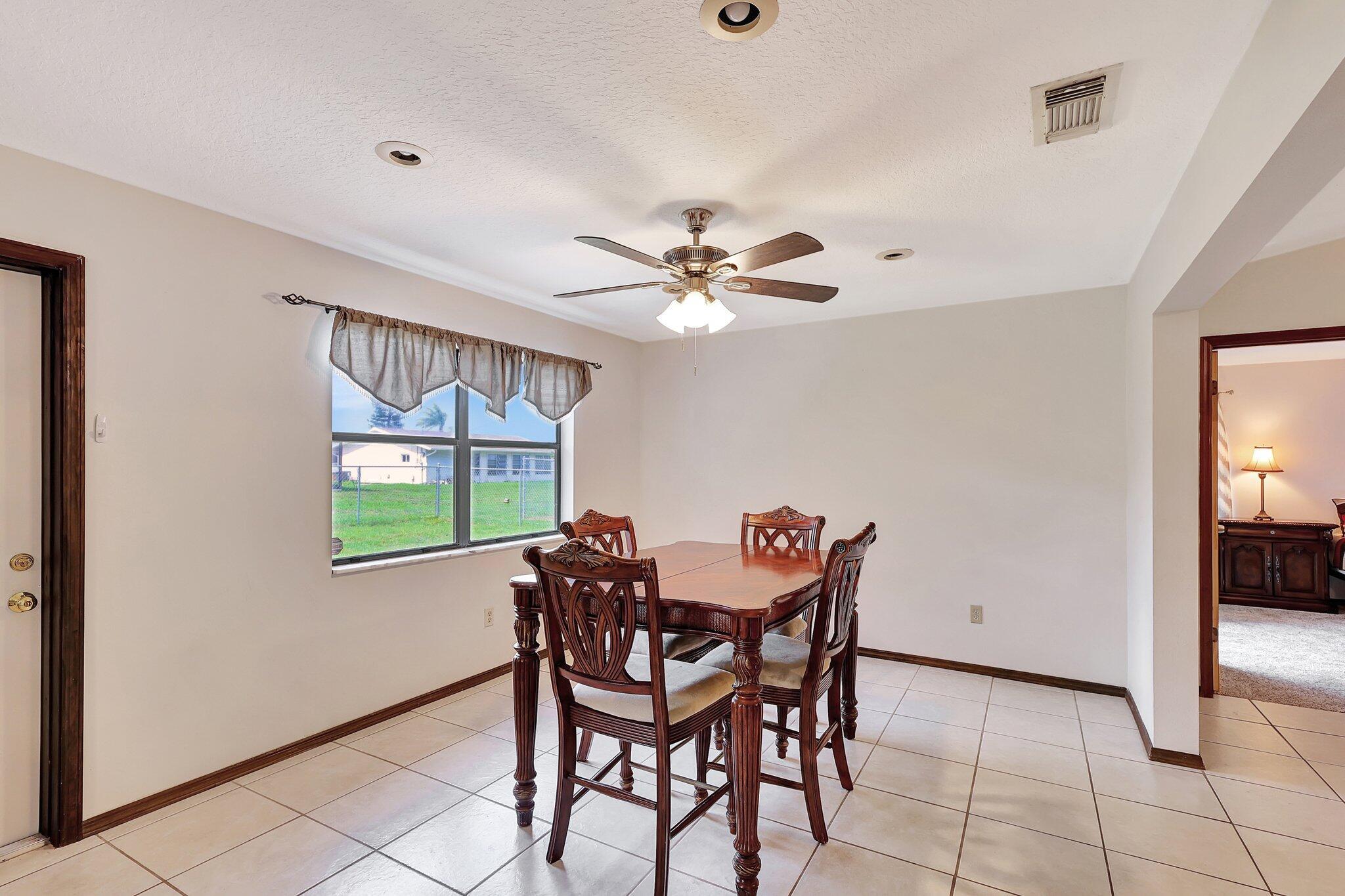 PORT ST LUCIE SECTION 24 - Residential Lease