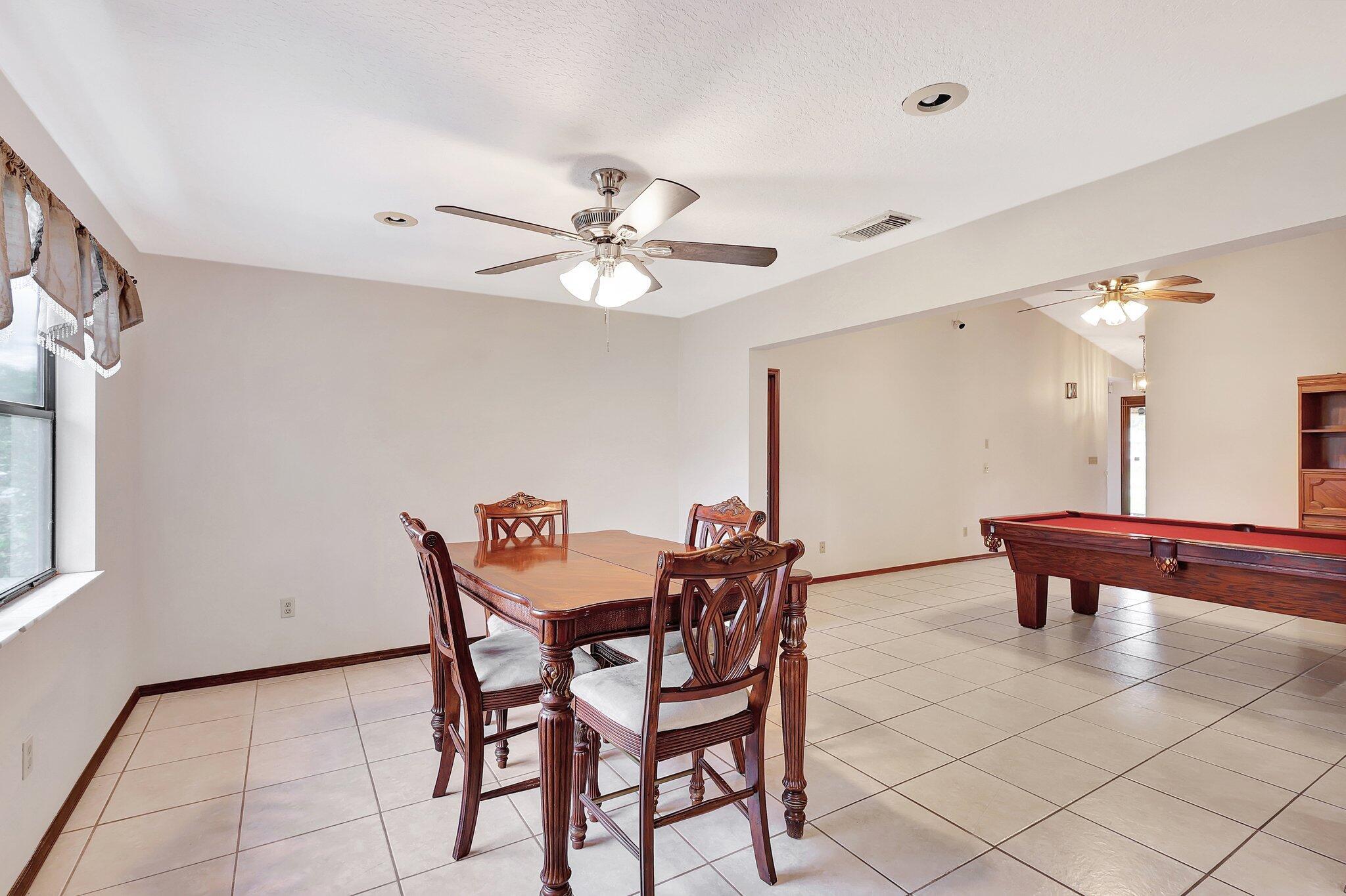 PORT ST LUCIE SECTION 24 - Residential Lease