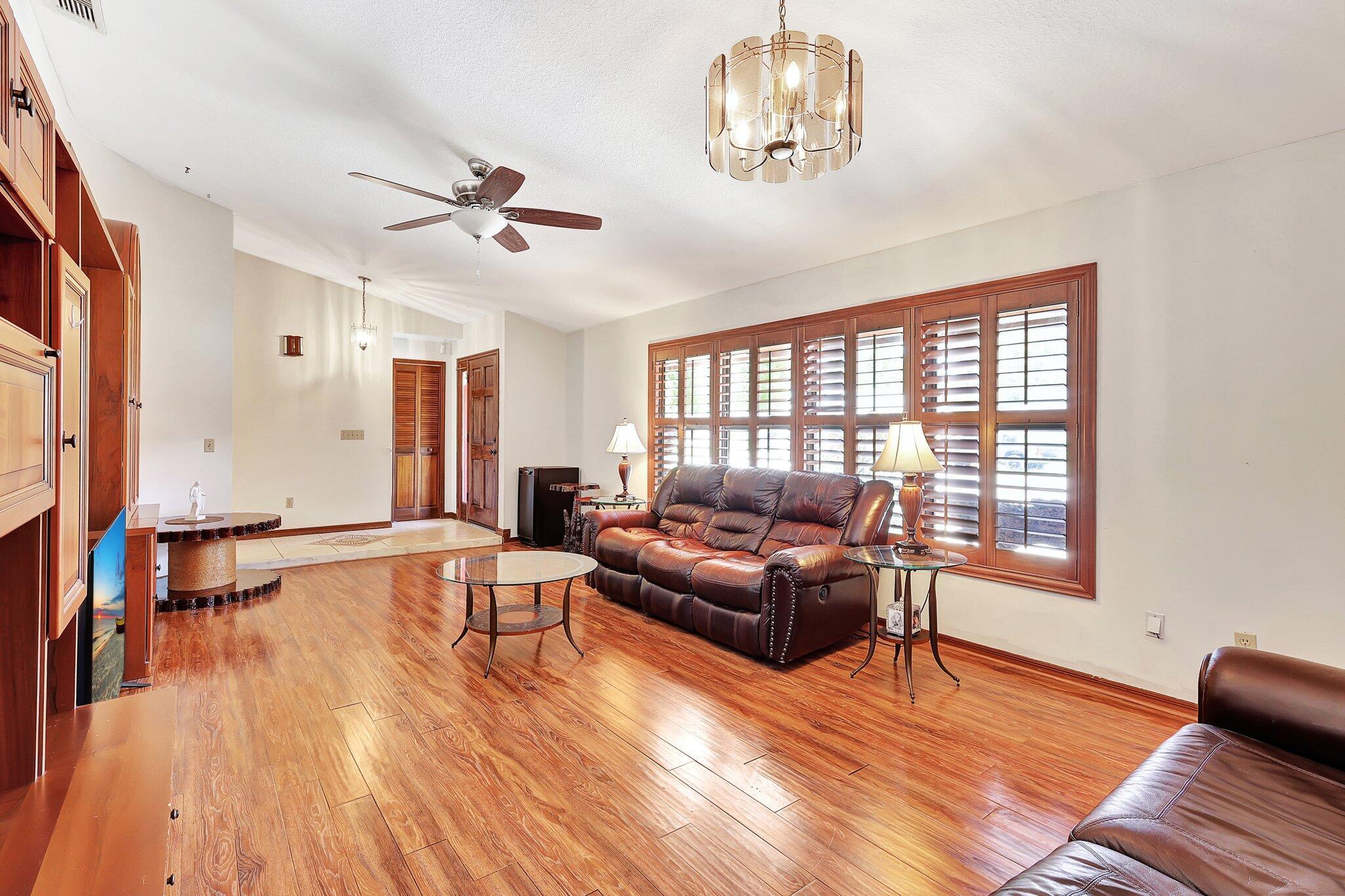 PORT ST LUCIE SECTION 24 - Residential Lease