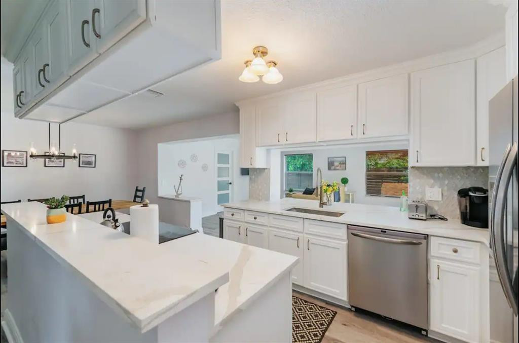 CORAL KEY VILLAS 2ND SEC - Residential