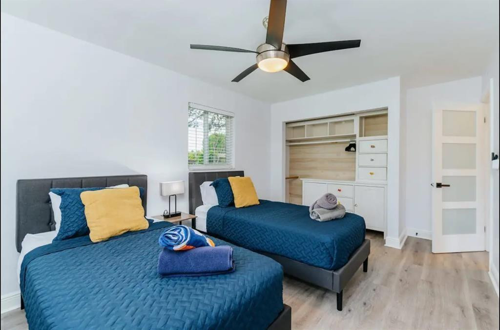 CORAL KEY VILLAS 2ND SEC - Residential