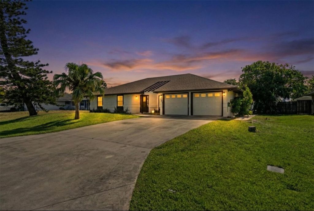 Photo of 341 NW Curry Street, Port Saint Lucie, FL 34983 (MLS # F10518427)