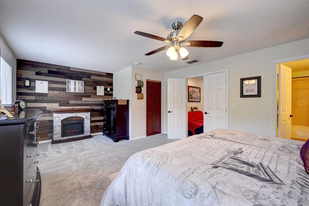 THIRD REPLAT OF PORTOFINO ISLES - Residential