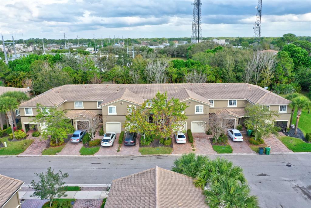 THIRD REPLAT OF PORTOFINO ISLES - Residential