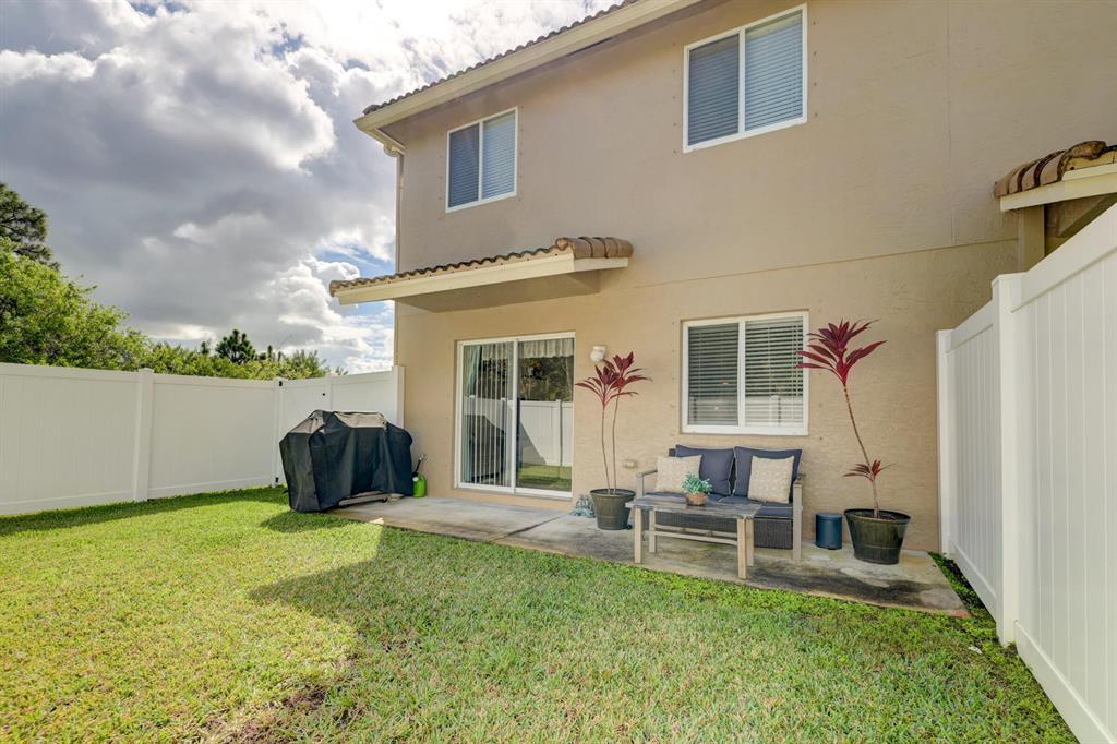 THIRD REPLAT OF PORTOFINO ISLES - Residential