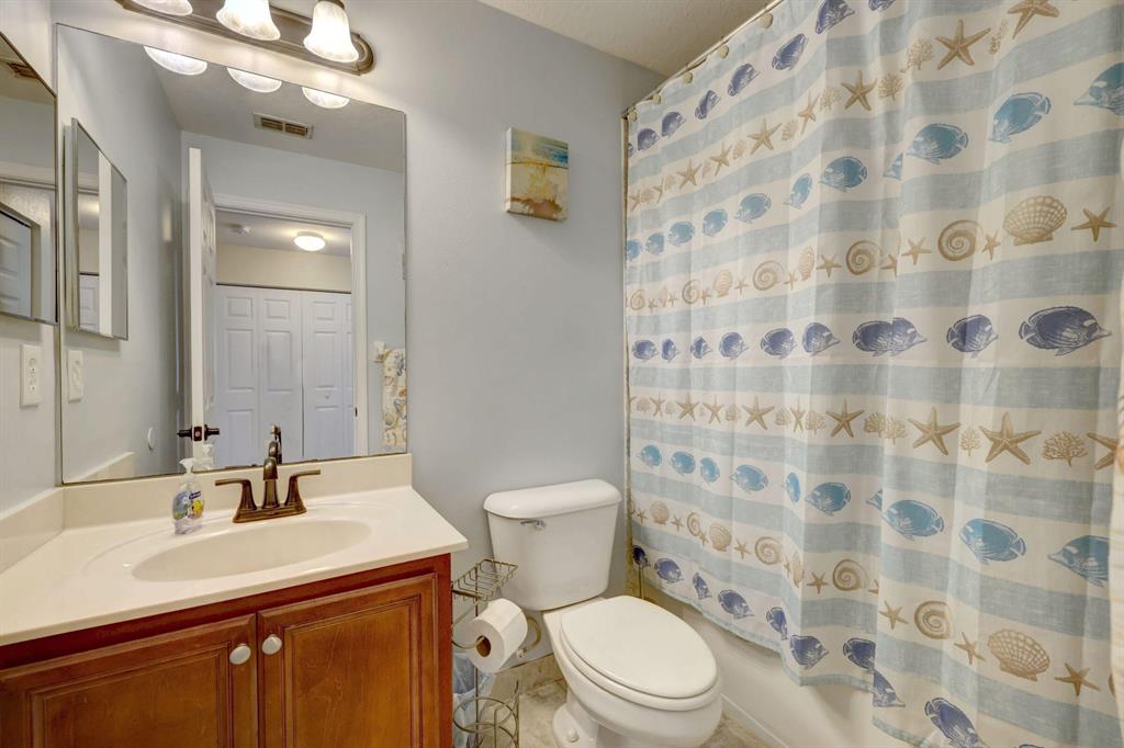 THIRD REPLAT OF PORTOFINO ISLES - Residential