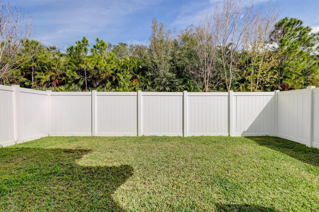 THIRD REPLAT OF PORTOFINO ISLES - Residential