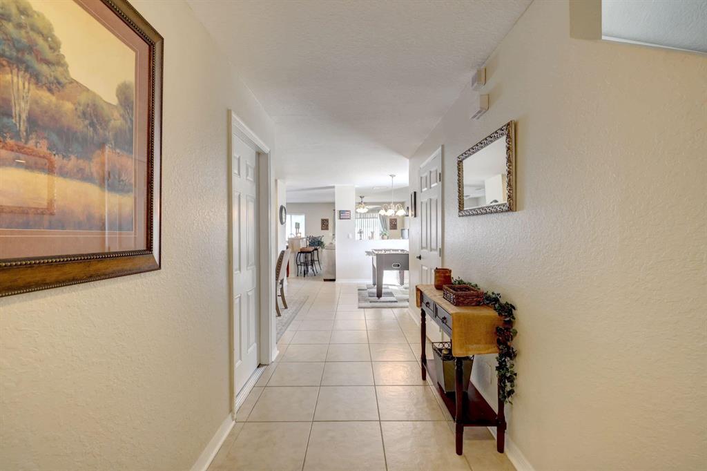 THIRD REPLAT OF PORTOFINO ISLES - Residential