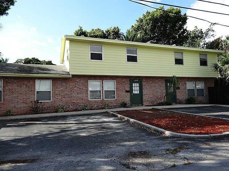 Lauderdale Park 6-33 1/2 - Residential Lease