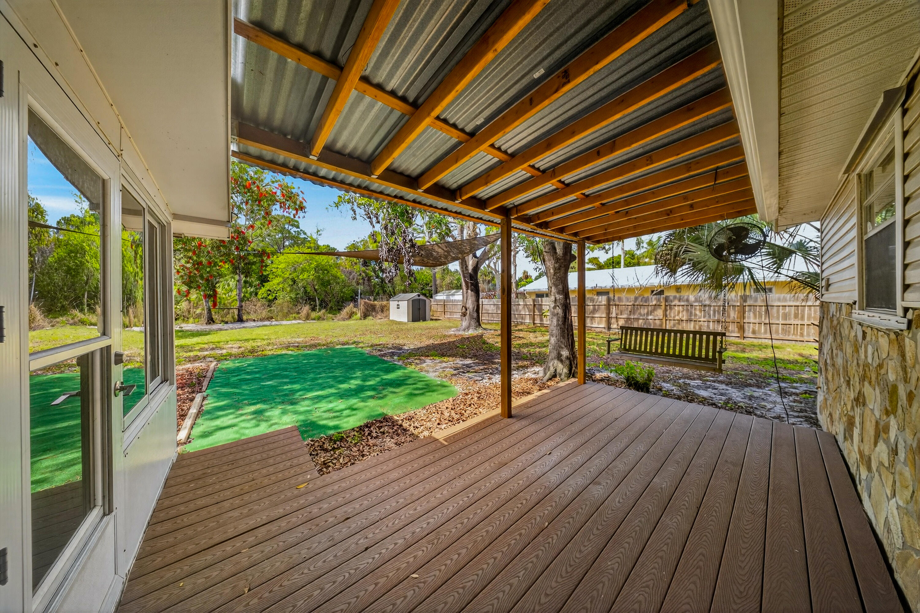 MARAVILLA PLAZA - Residential