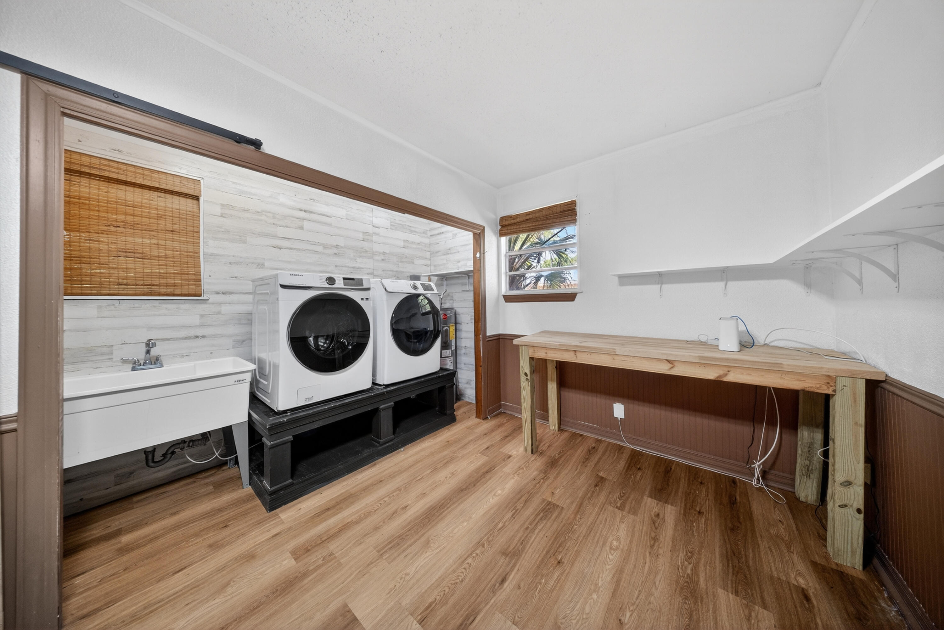 MARAVILLA PLAZA - Residential