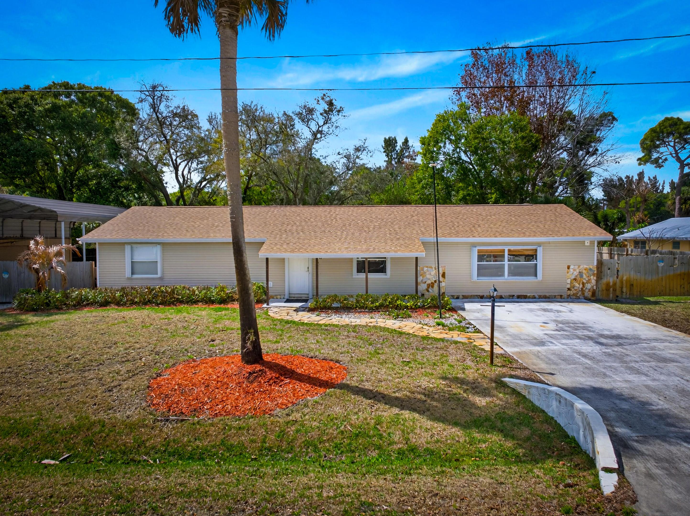 MARAVILLA PLAZA - Residential
