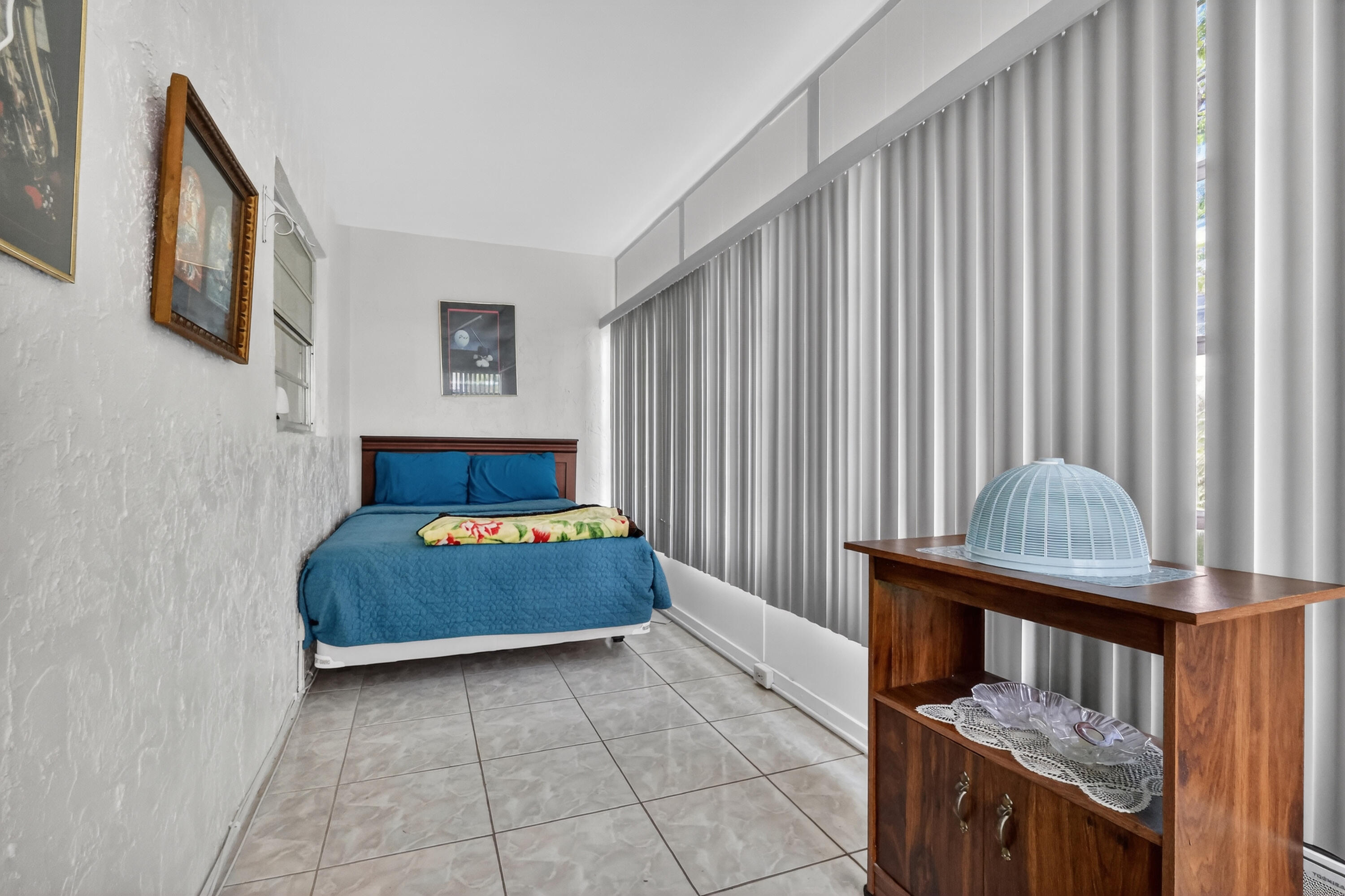 TOPAZ SOUTH CONDO - Residential