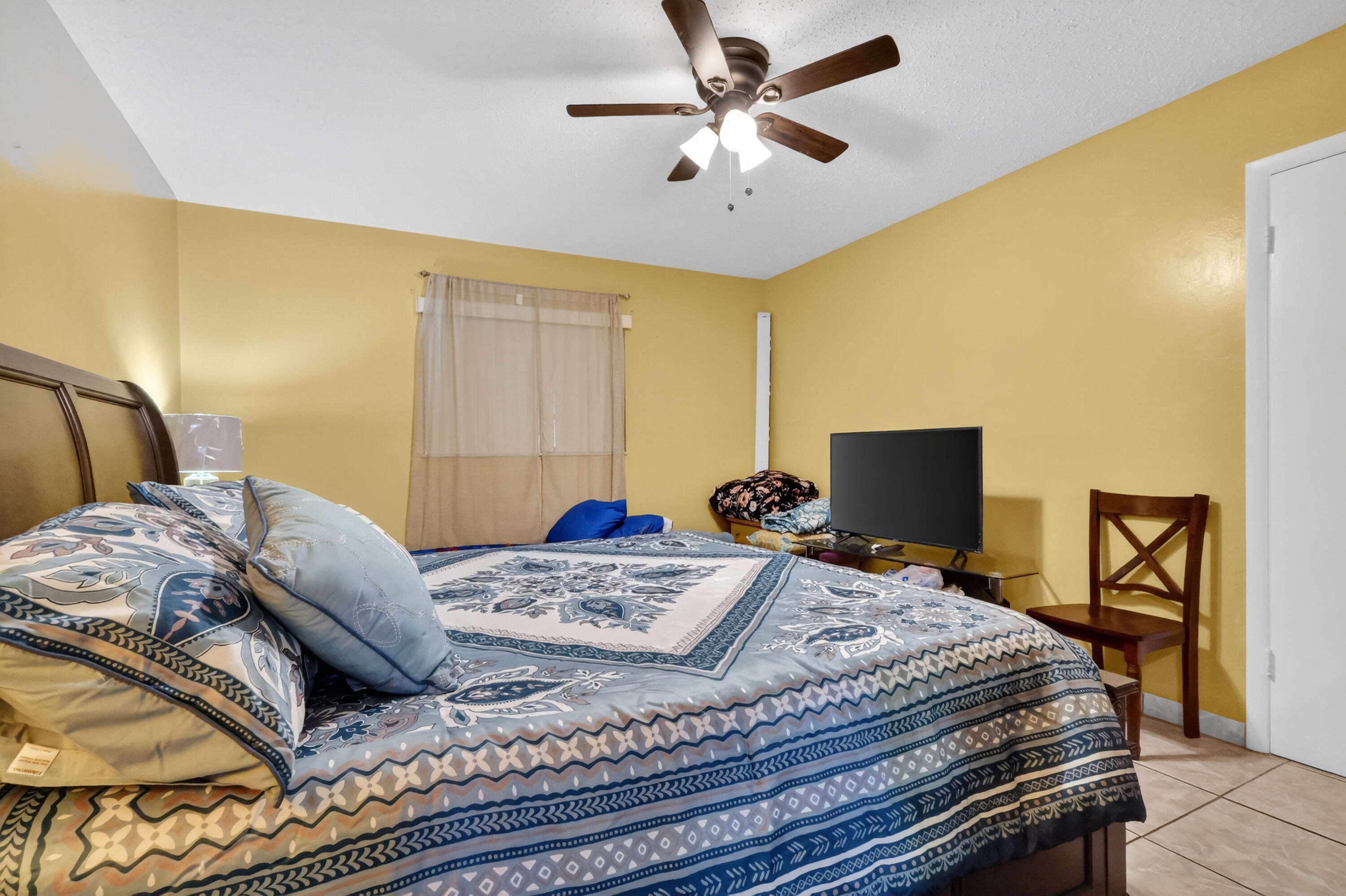 TOPAZ SOUTH CONDO - Residential