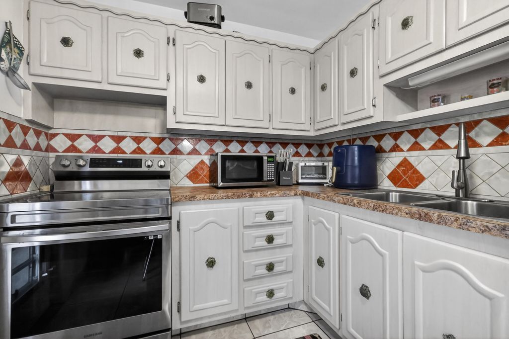 Photo of 3990 NW 42nd Avenue #Apt 304, Lauderdale Lakes, FL 33319 (MLS # B26006531)