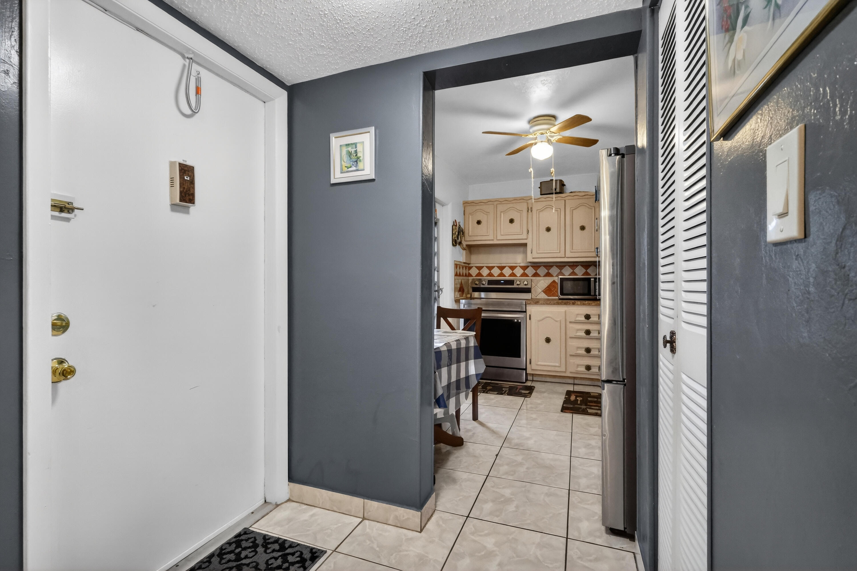 TOPAZ SOUTH CONDO - Residential