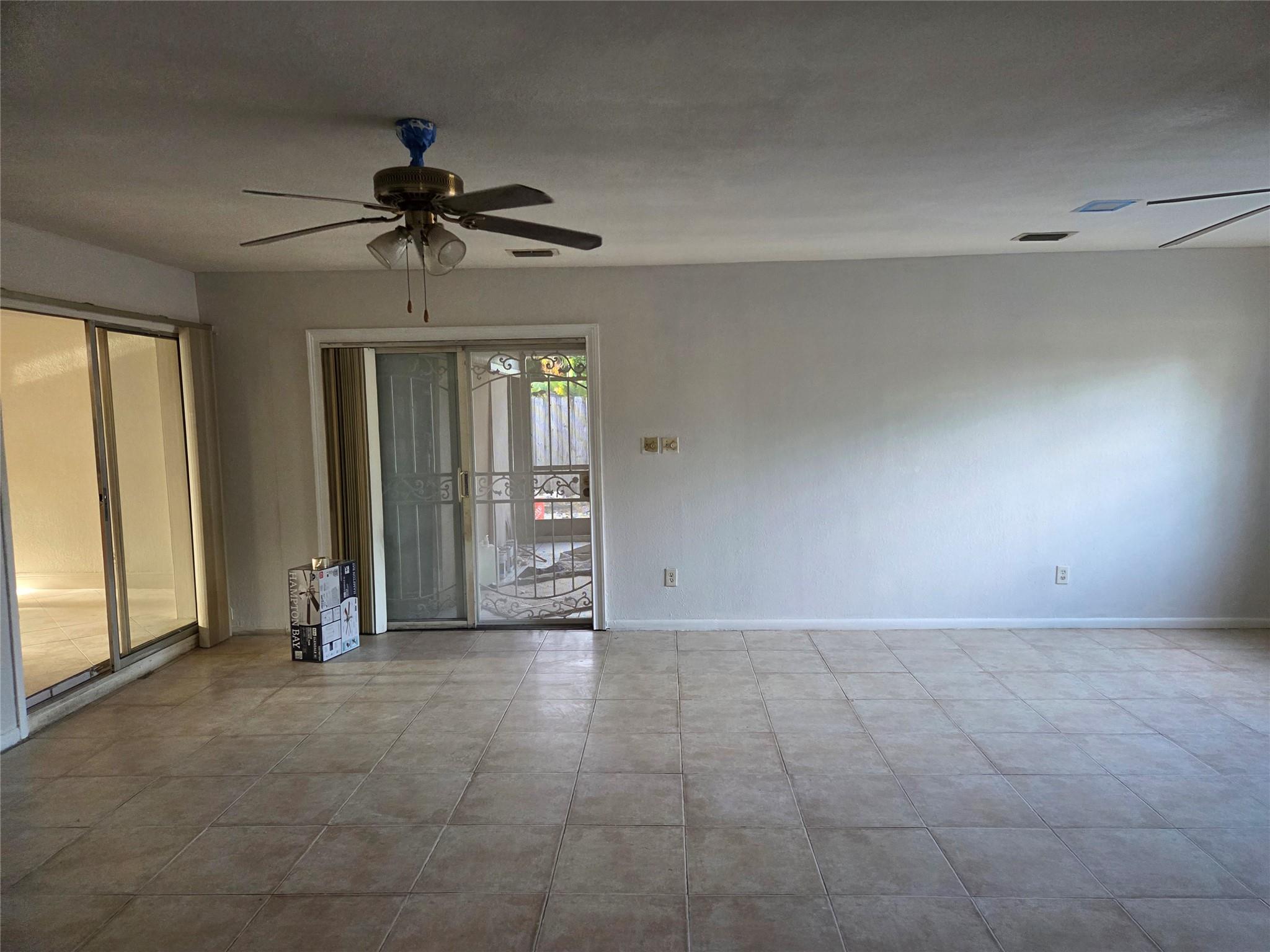 North Lauderdale Village - Residential