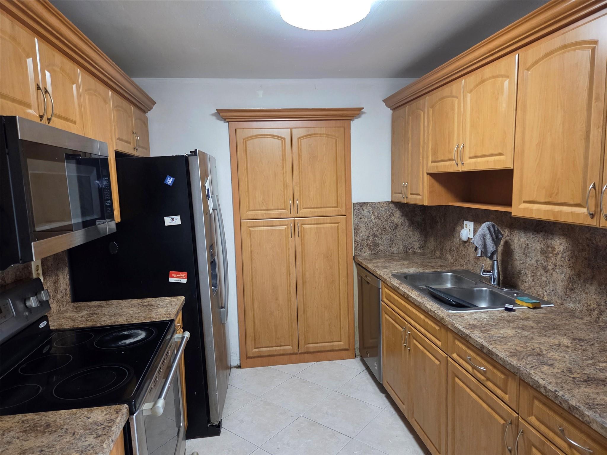 North Lauderdale Village - Residential