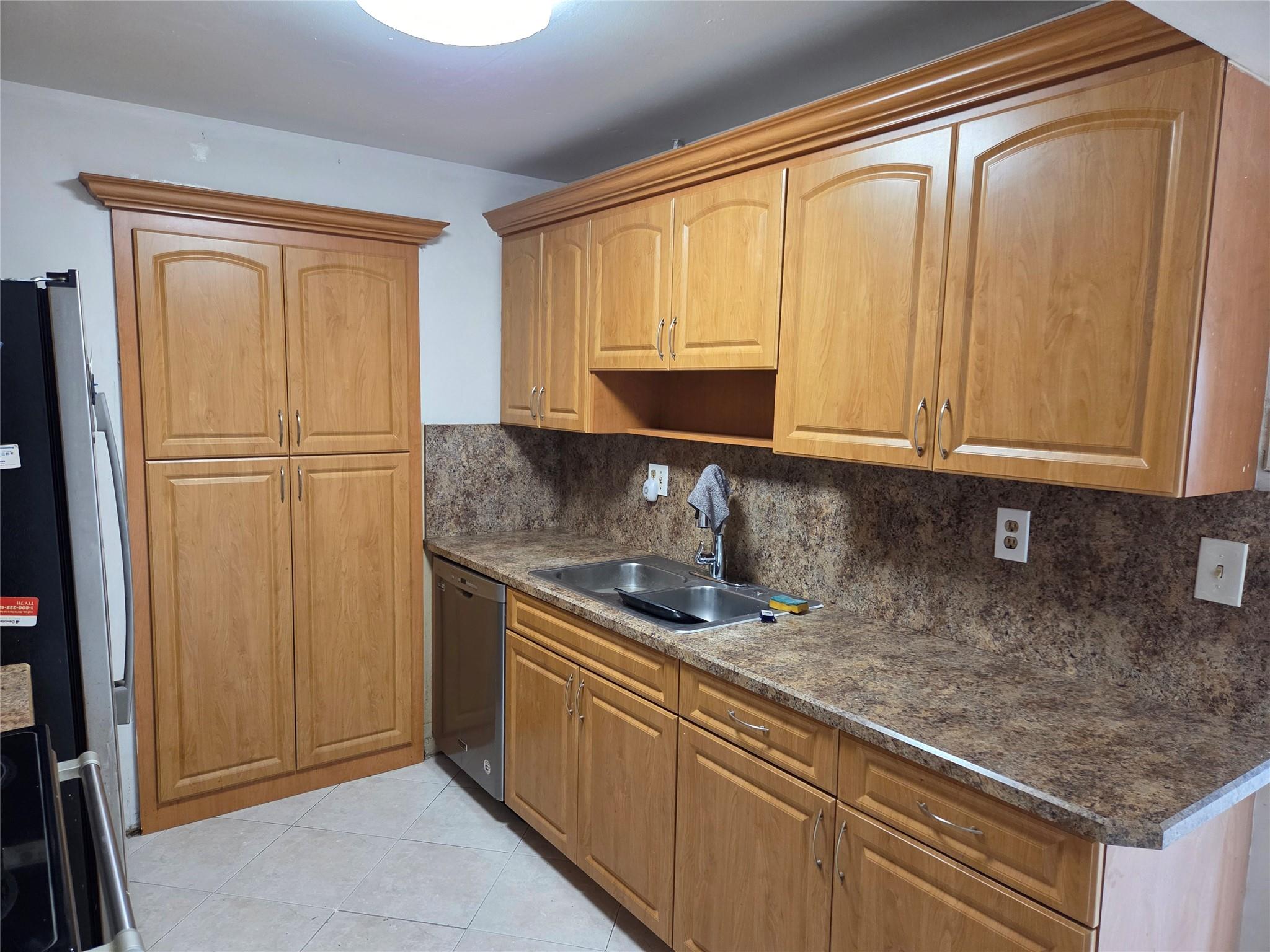 North Lauderdale Village - Residential