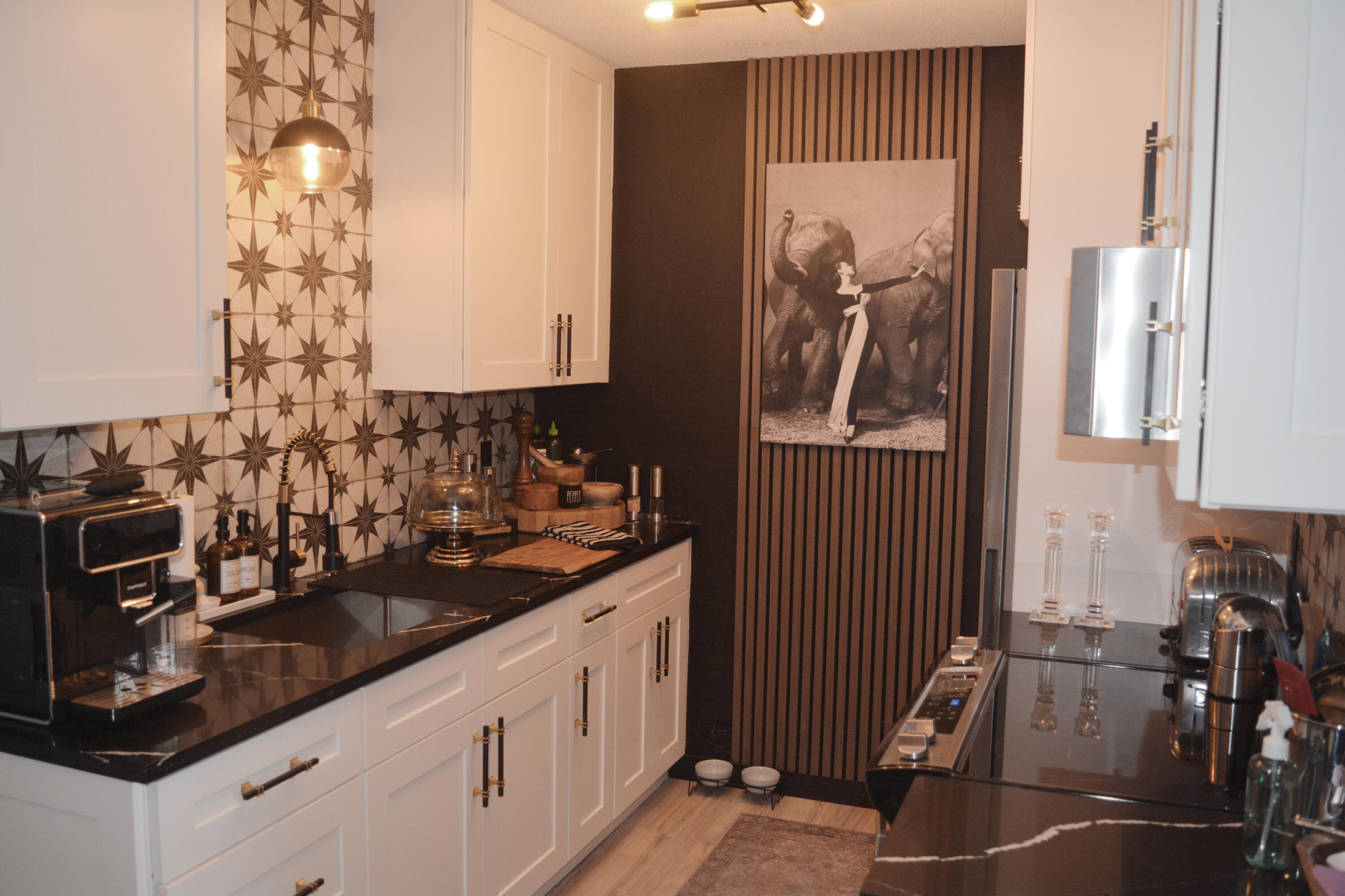 HOVIANNA APTS CONDO - Residential