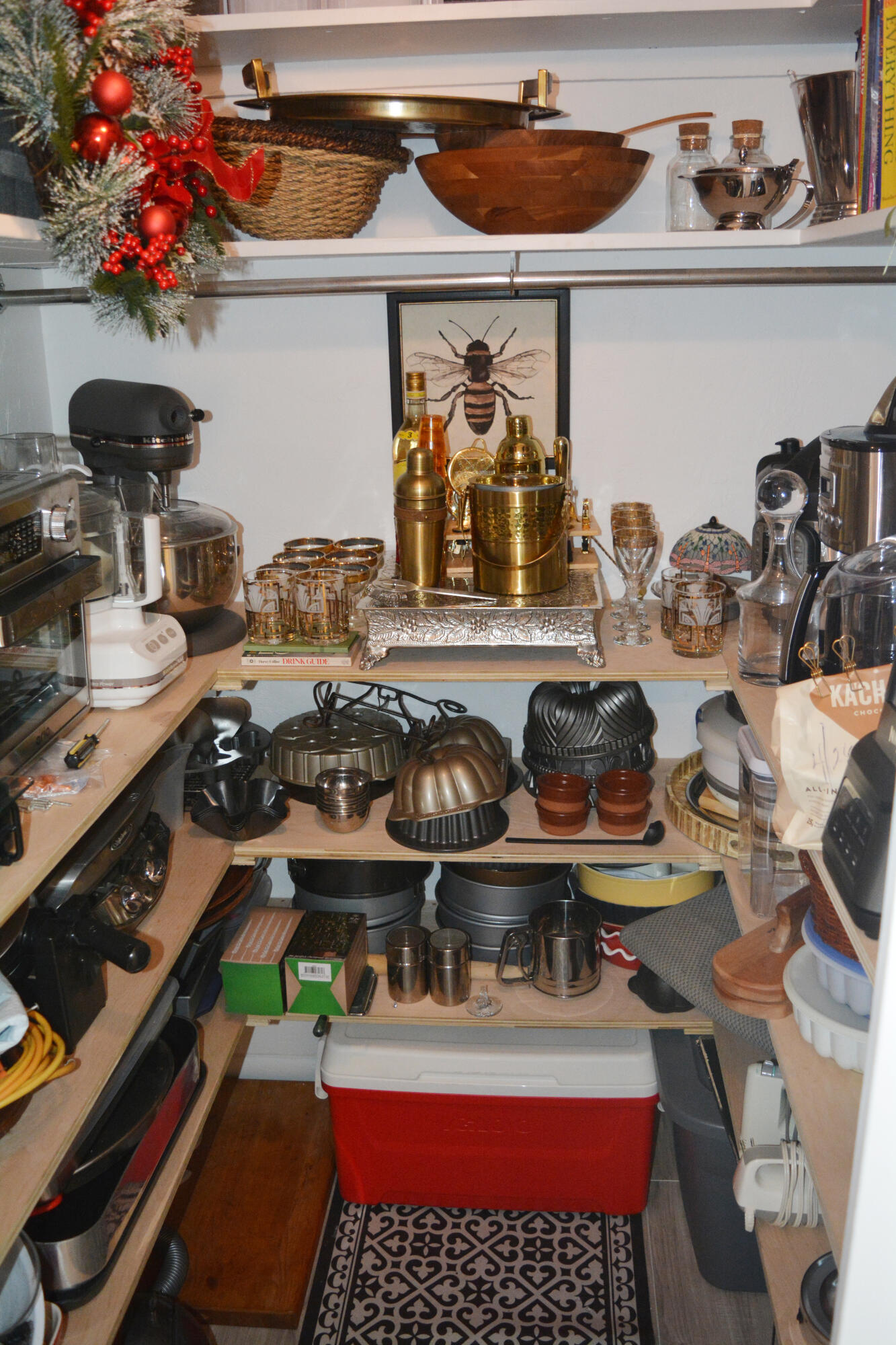 HOVIANNA APTS CONDO - Residential