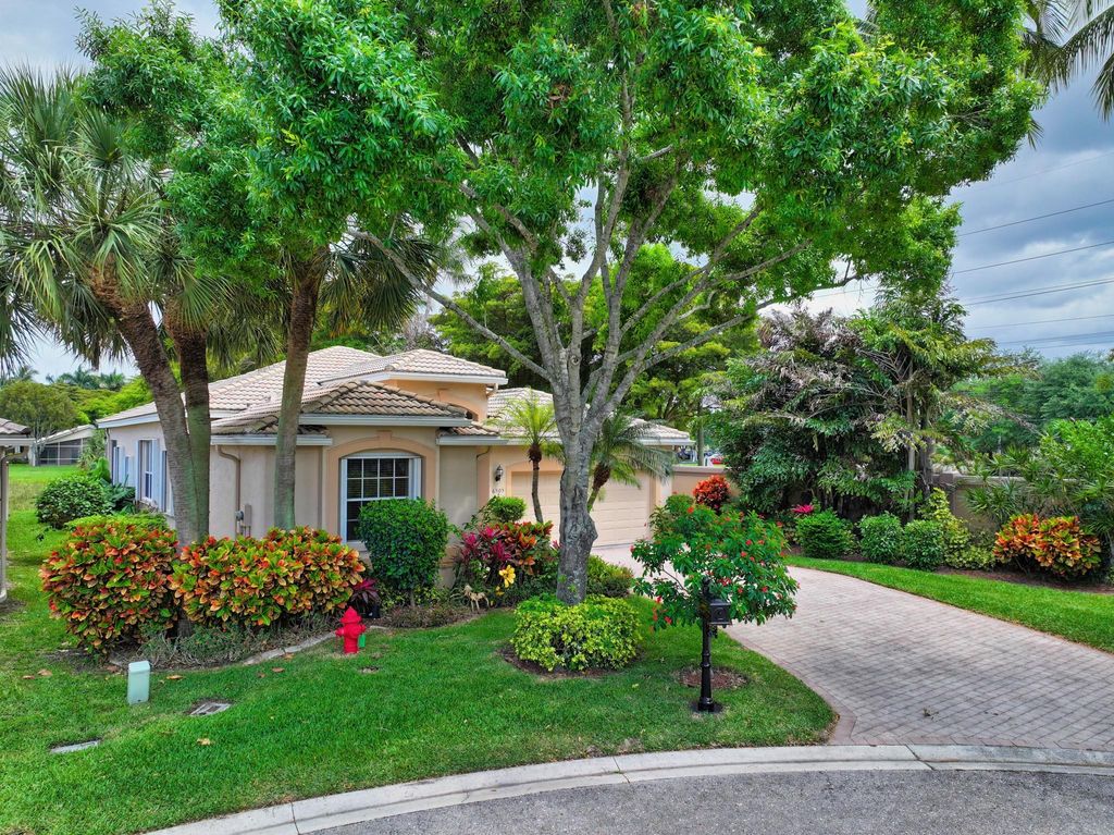 Photo of 6505 Via Trento, Delray Beach, FL 33446 (MLS # F10430531)