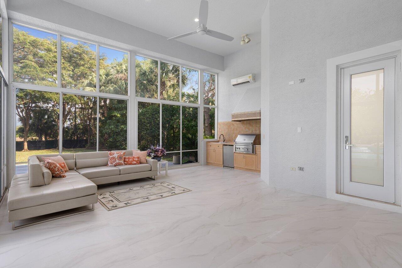 OLD MARSH GOLF CLUB - Residential