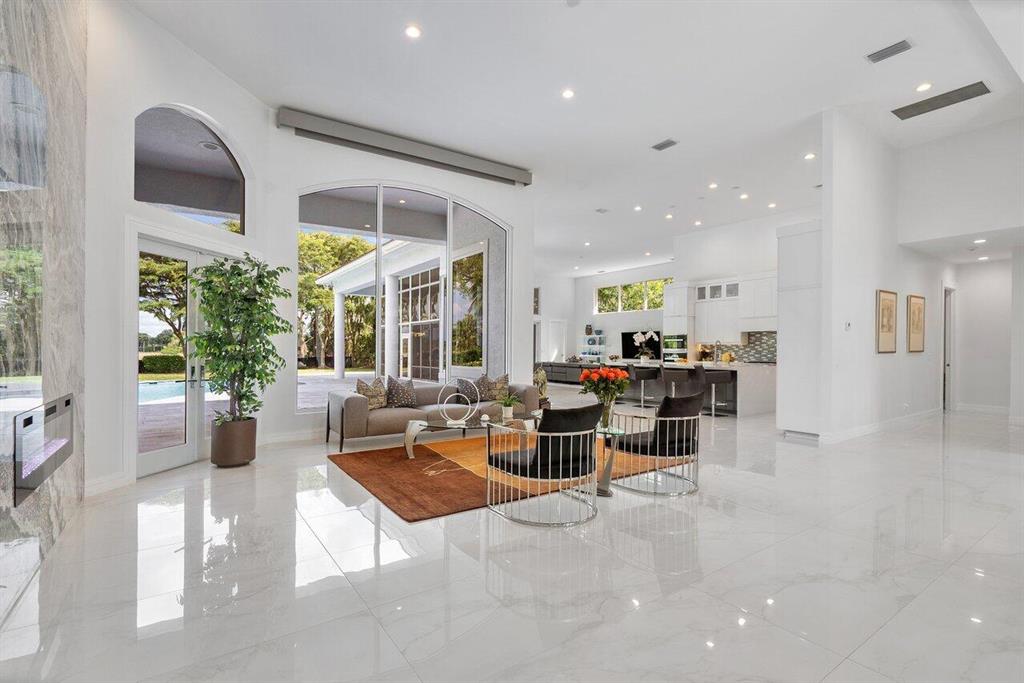 OLD MARSH GOLF CLUB - Residential