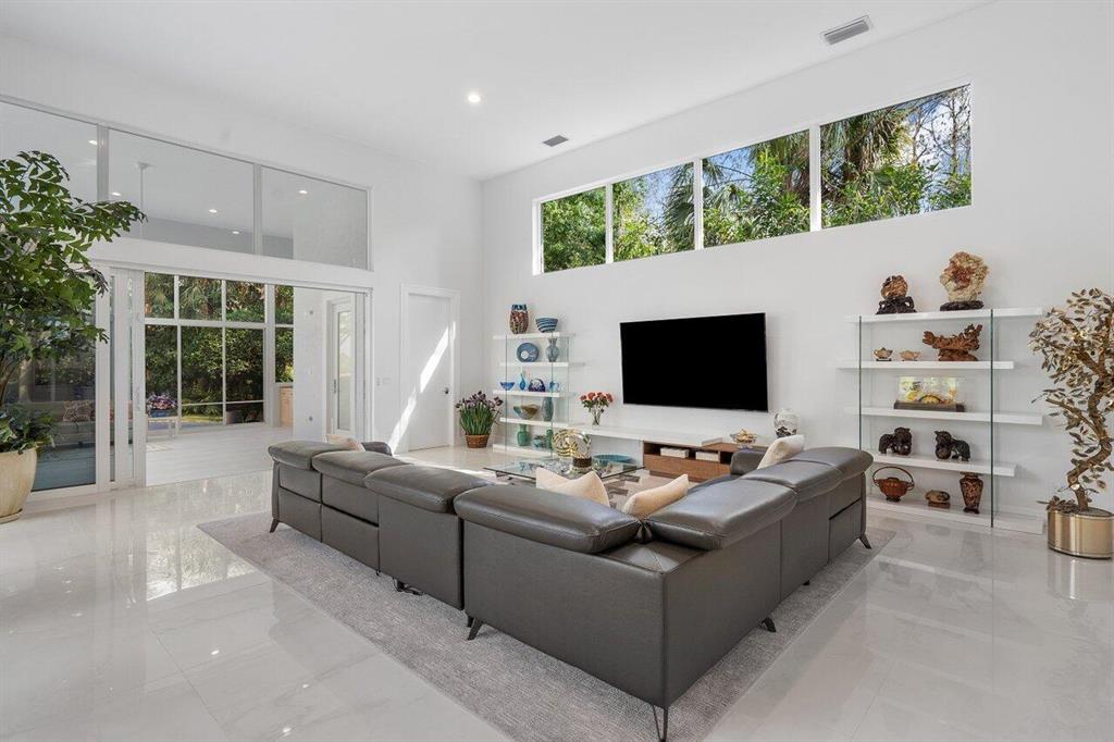 OLD MARSH GOLF CLUB - Residential