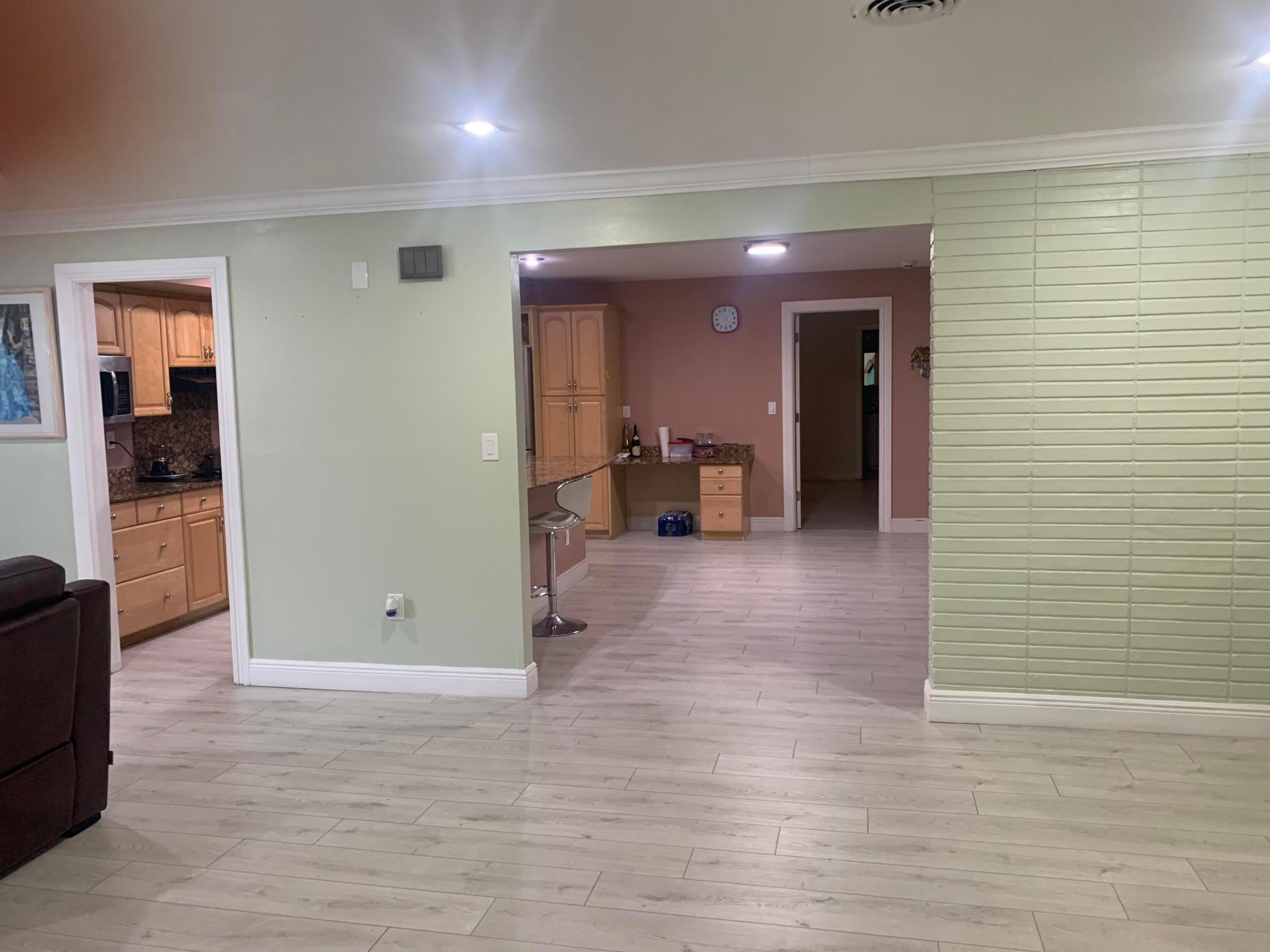1345 Stoneway Lane