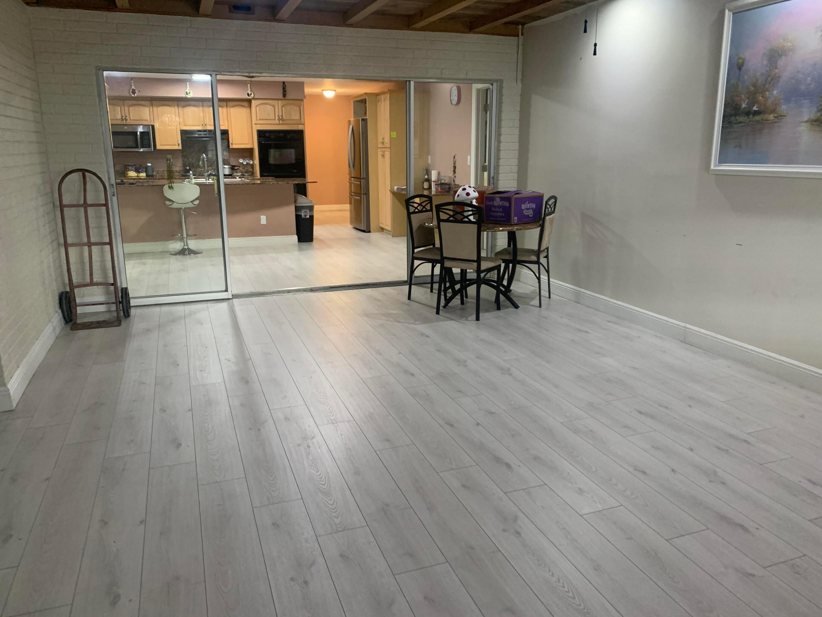 WYNNEWOOD ACRES 4 - Residential