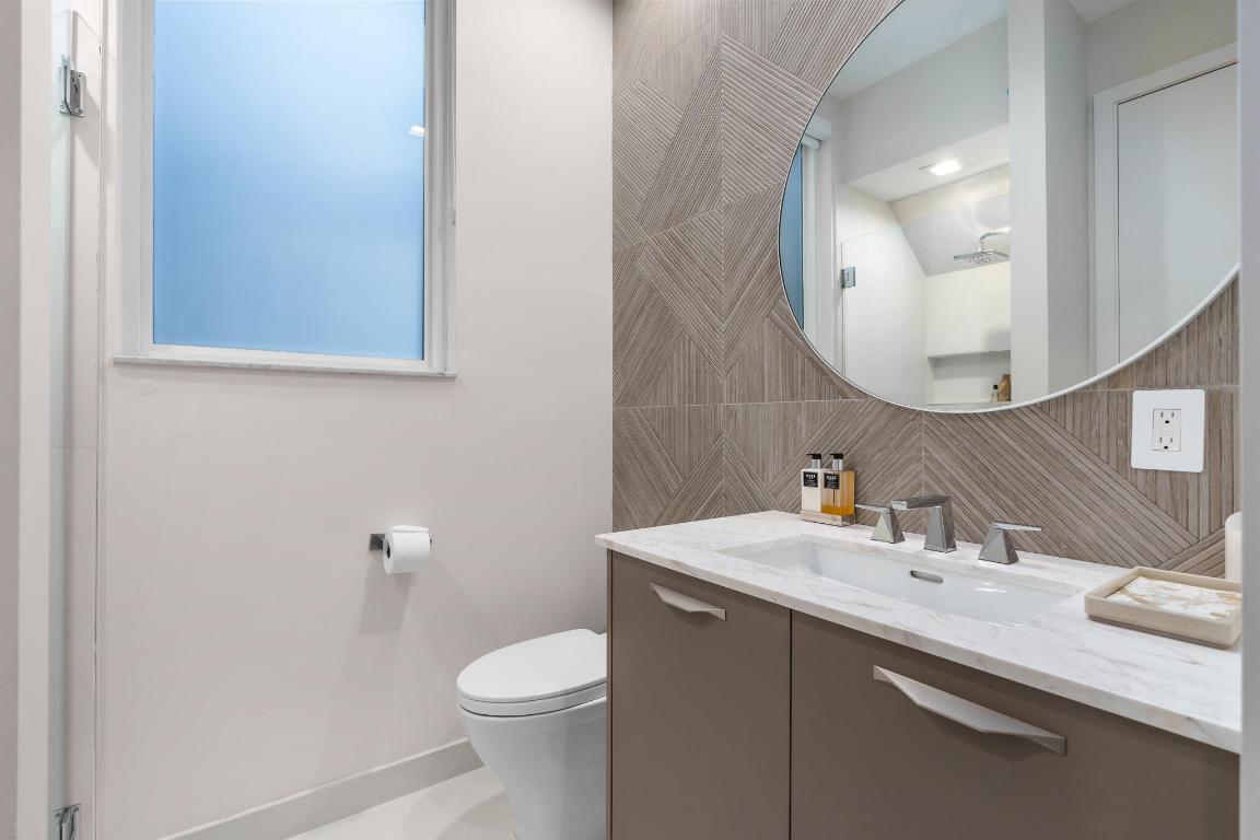 ADDISON RESERVE - Residential