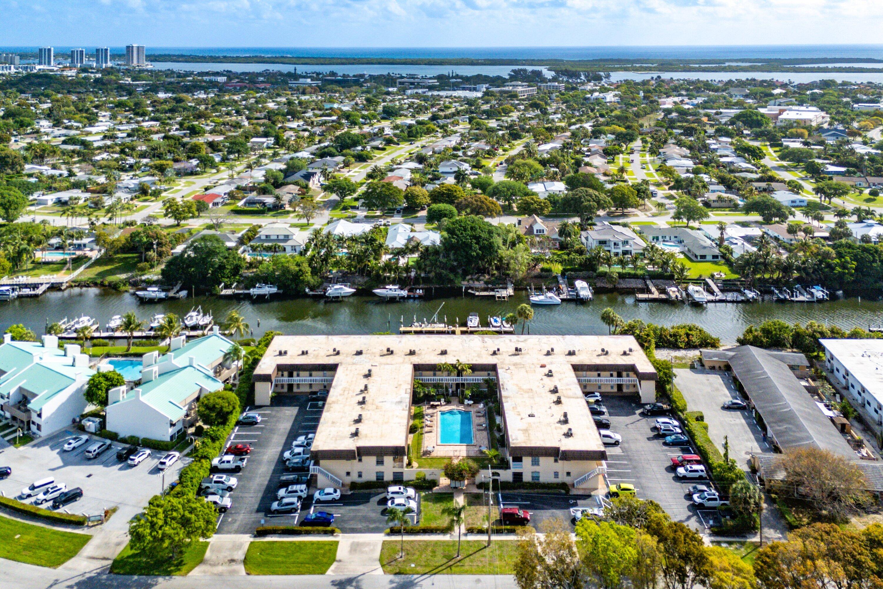 RIVER KEY CONDO - Residential