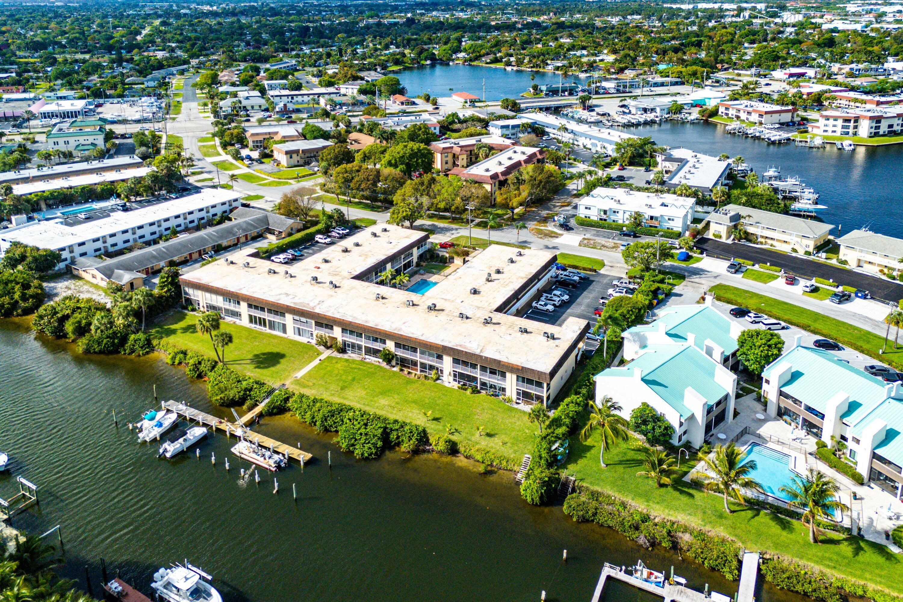 RIVER KEY CONDO - Residential