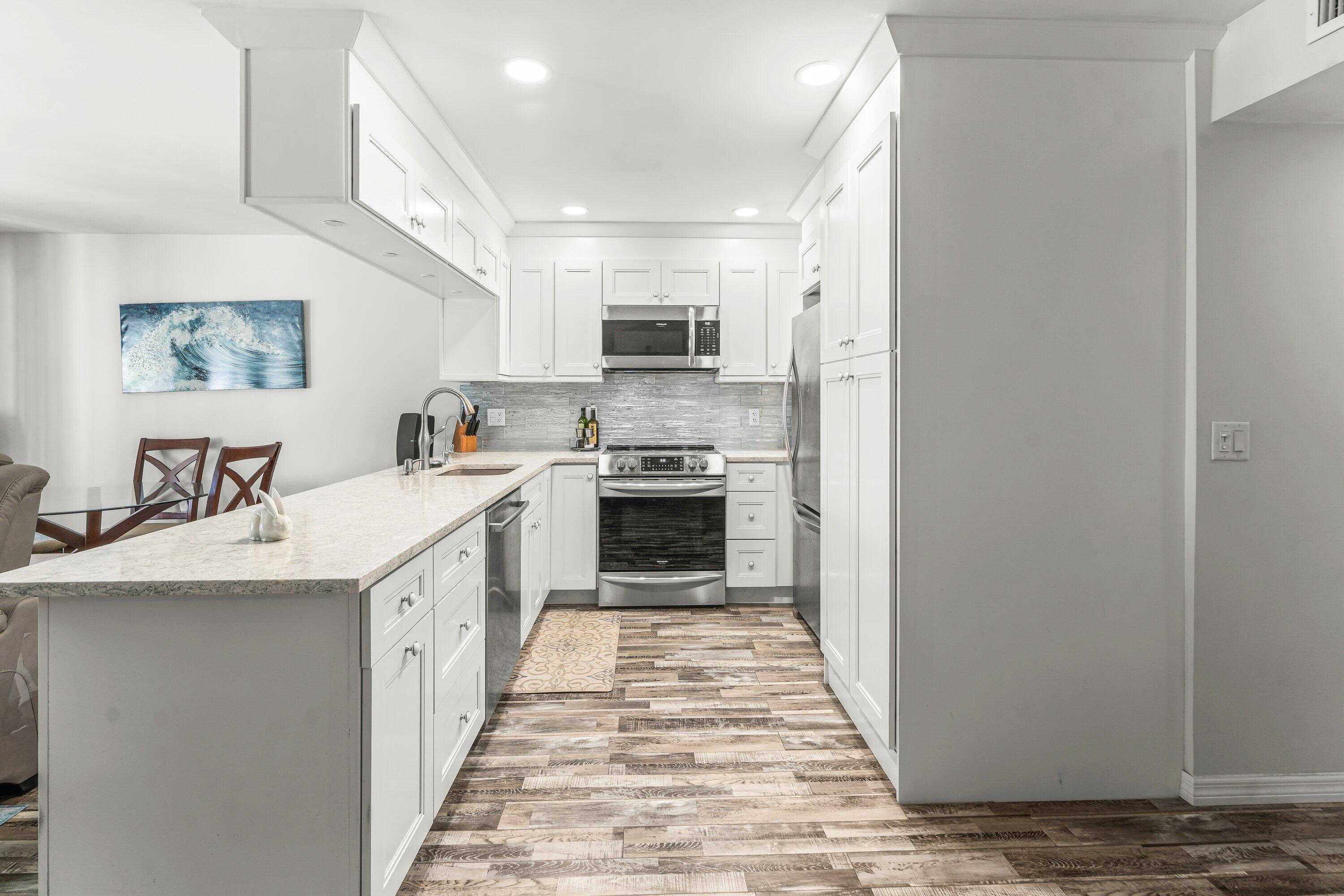 RIVER KEY CONDO - Residential