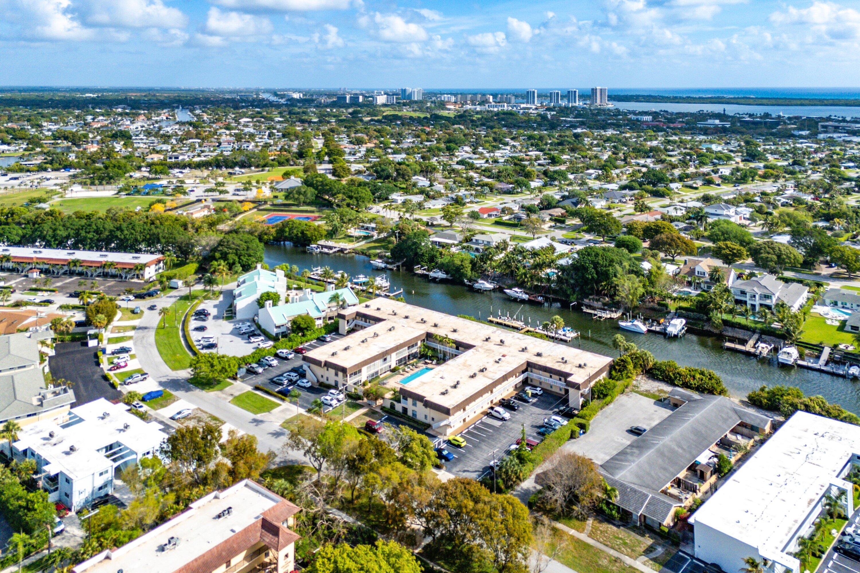 RIVER KEY CONDO - Residential