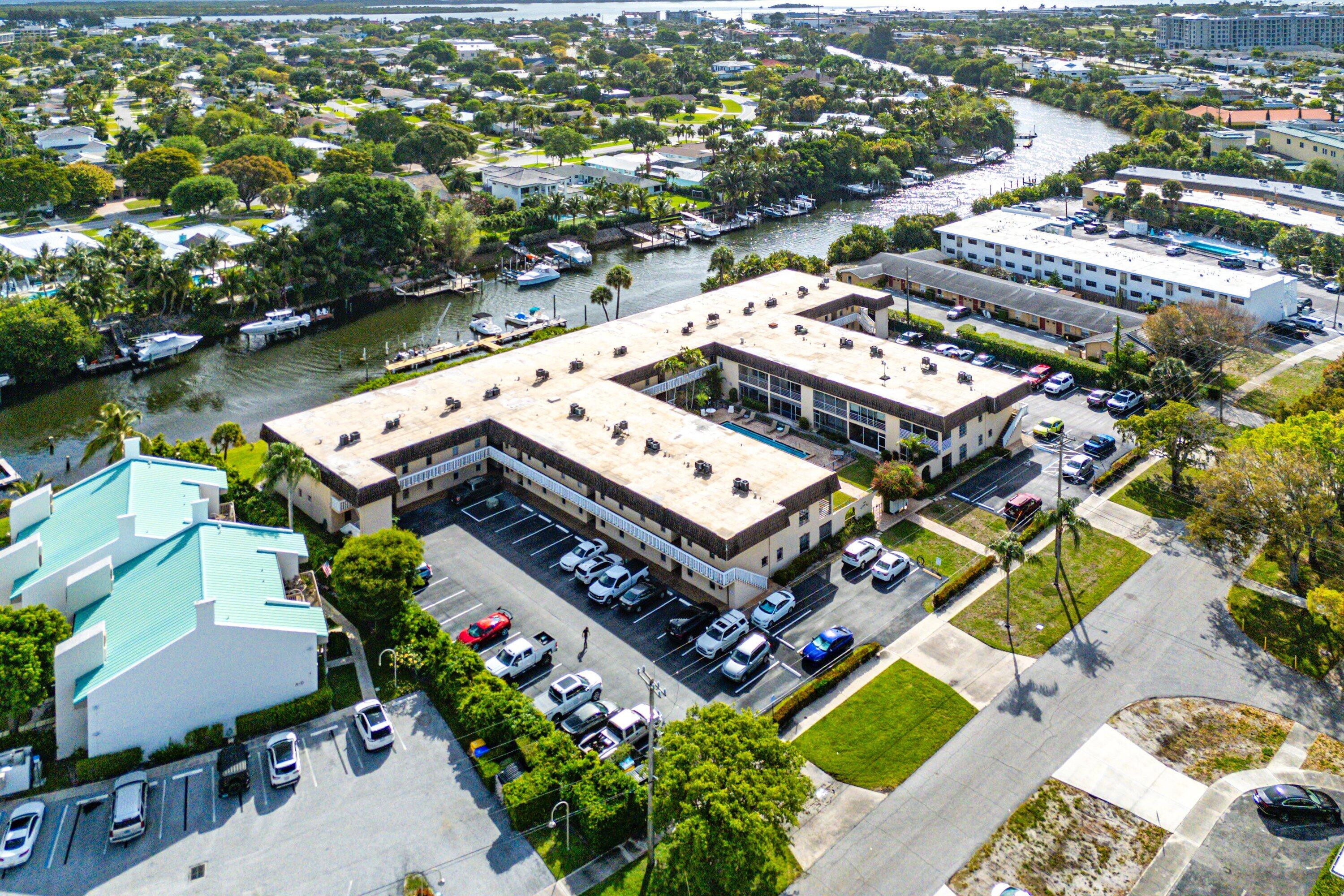 RIVER KEY CONDO - Residential